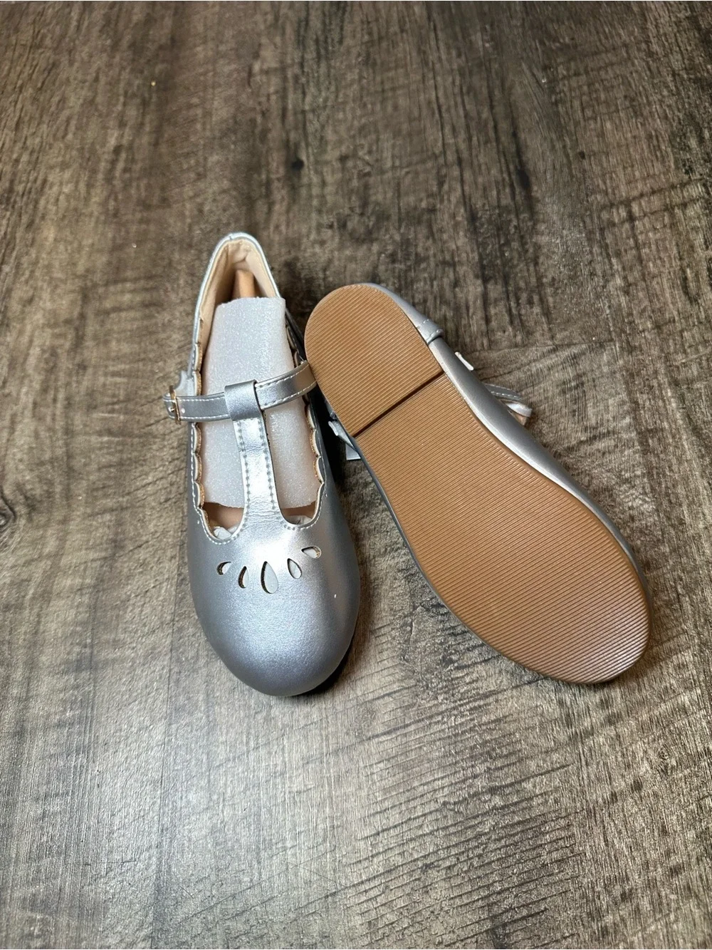 Girls Metallic Silver Mary Jane Dress Shoes